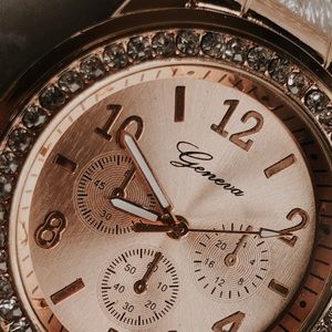 Geneva NEW Rose-Gold Watch